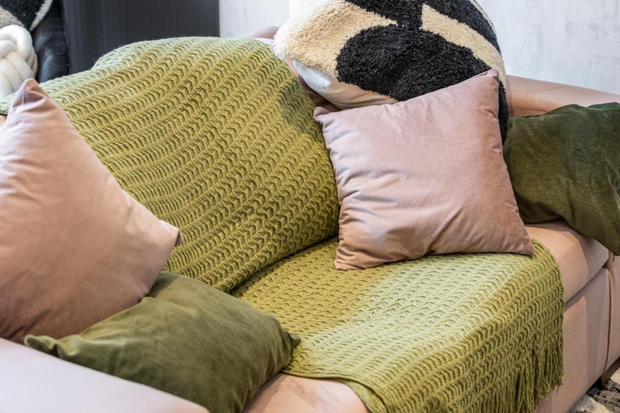 Unwind In Style 2Br With Cozy Backyard For Groups Lejlighed London Eksteriør billede