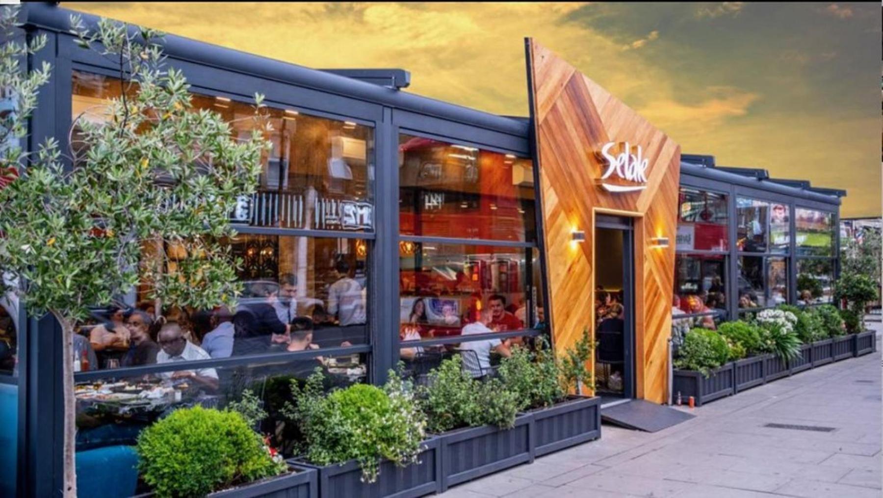 Unwind In Style 2Br With Cozy Backyard For Groups Lejlighed London Eksteriør billede